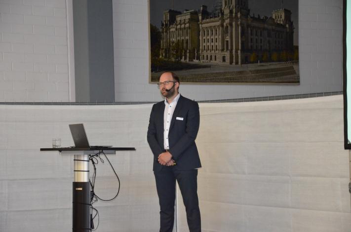  Rolf Kauntz (Sales Handling & Assembly Solutions) 