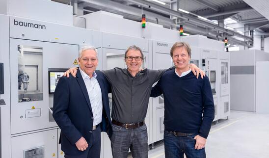 (V.l.n.r.):  Karl Ebnet (Geschäftsführer), Dr. Georg Baumann (Inhaber und Firmengründer) und Stefan Rauch (Technischer Leiter)